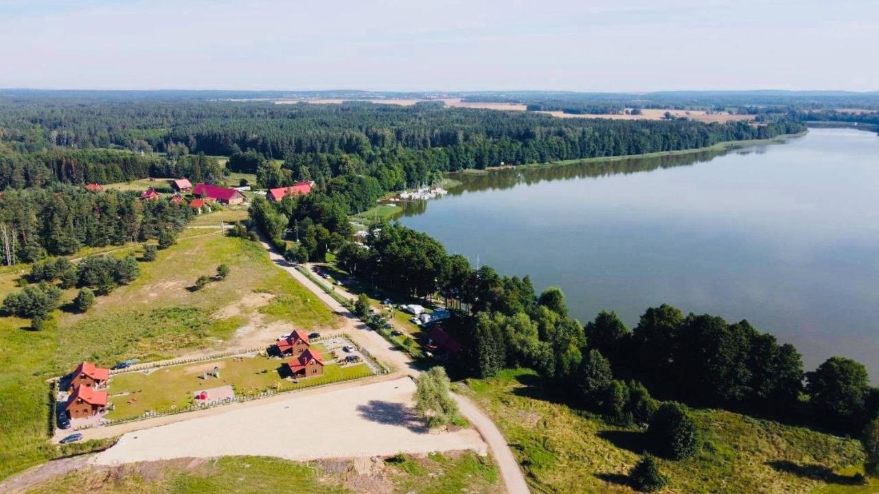 Osada Skorupki - Caloroczne Domki Na Mazurach Екстериор снимка